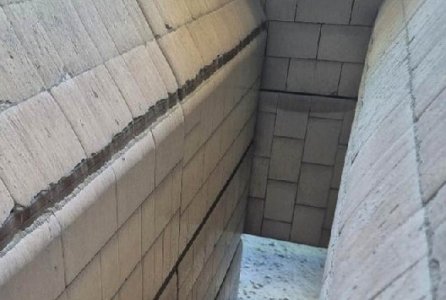 【案例】秘魯?shù)V山下料斗更換成ZTA陶瓷襯板，壽命飆升10倍