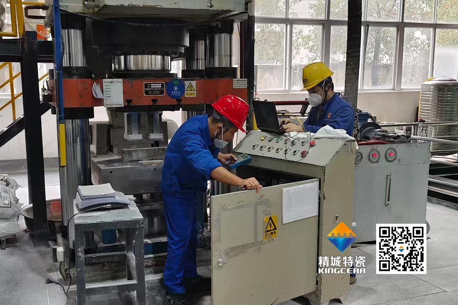 匠心攻堅(jiān)：魏科團(tuán)隊(duì)讓老設(shè)備煥發(fā)新活力